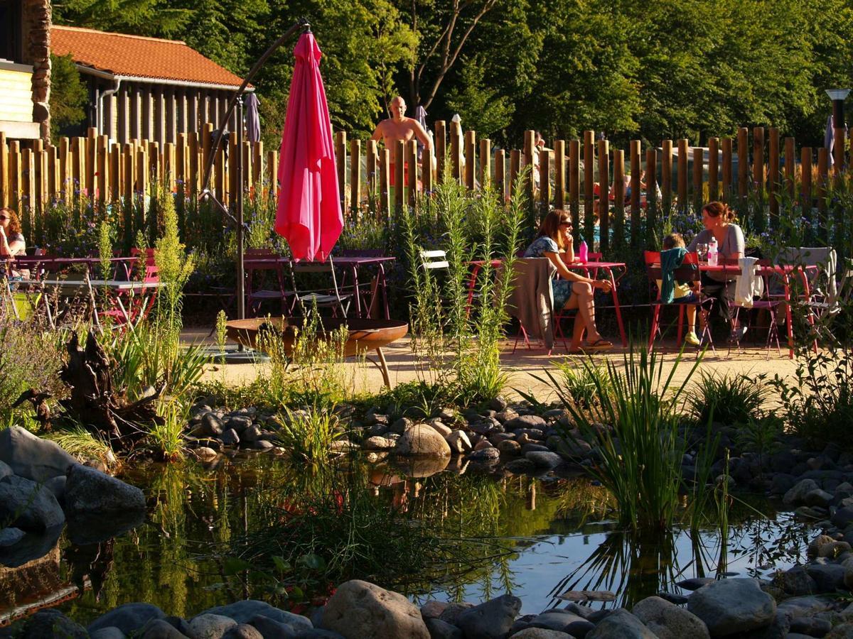 Cosycamp Hotell Chamalières-sur-Loir Exteriör bild