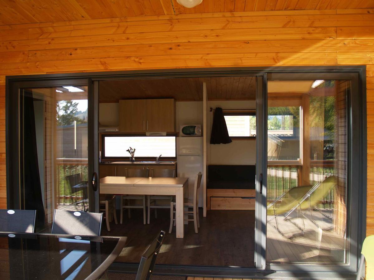 Cosycamp Hotell Chamalières-sur-Loir Exteriör bild